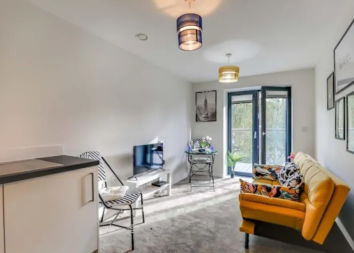 Luton Cozy & Lovely Stay For Contractors
