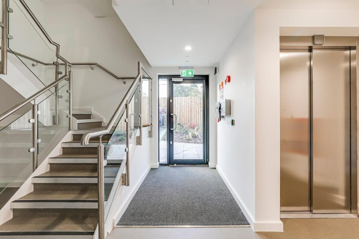 Luton Cozy & Lovely For Contractors Luton (Bedfordshire)